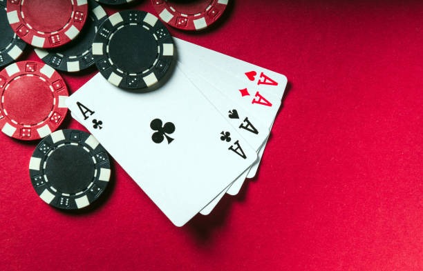 Capsa Banting live dealer table showing five cards dealt and hand arrangement interface on mobile